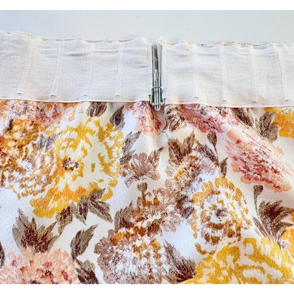 Vintage 1970s pleated curtain, large orange brown and yellow flowers - Picture 6 of 10